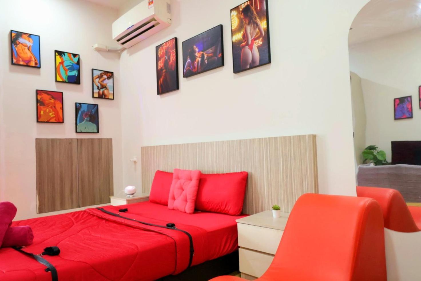 Bay Point Bed Danga Bay
